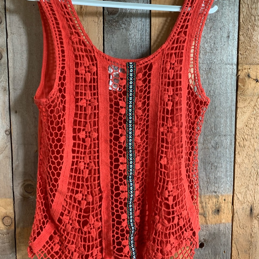 Crocheted front red tank top w black front detail. Solid back. Size M